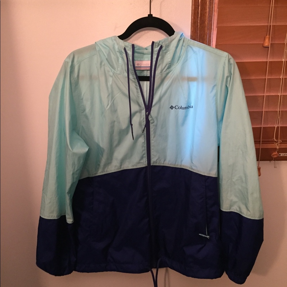 Columbia wind breaker/rain jacket